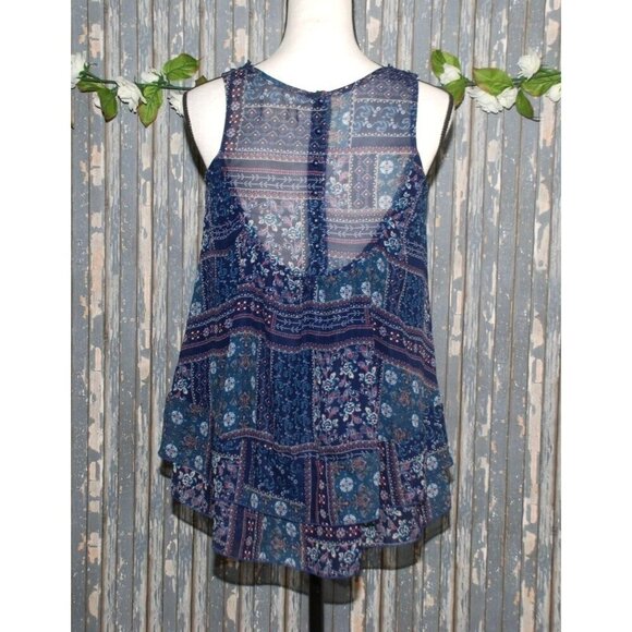 Altar'd State Crochet Blue Patchwork Sleeveless Blouse Top Size XS Flowy - Picture 7 of 11
